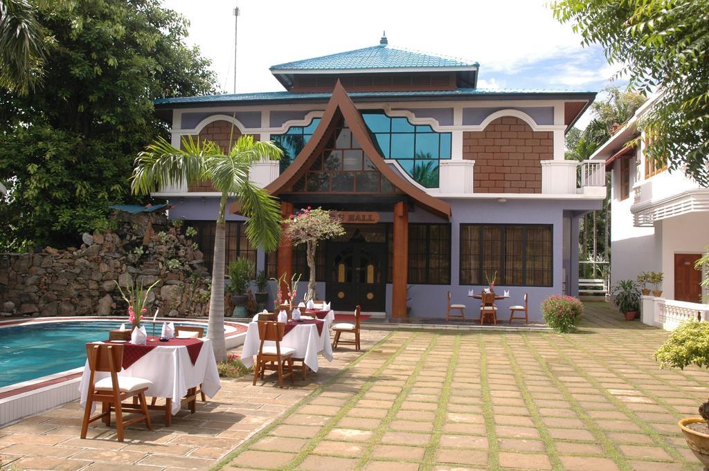 Emerald Land Hotel Мандалай Экстерьер фото