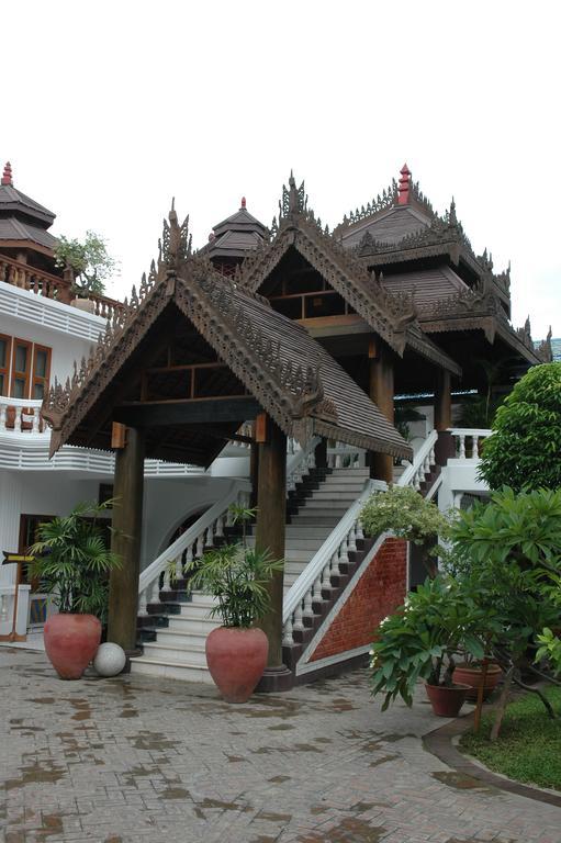 Emerald Land Hotel Мандалай Экстерьер фото